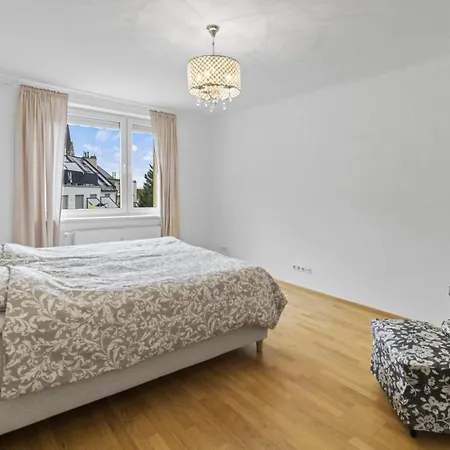 Golden Apartment Brunn am Gebirge